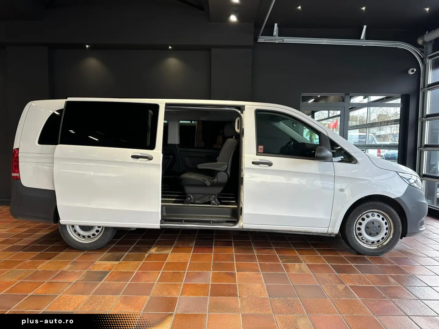 MERCEDES-BENZ VITO TOURER 114 4X4 EXTRALANG 8SITZE