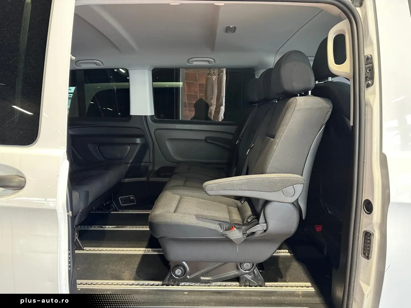 MERCEDES-BENZ VITO TOURER 114 4X4 EXTRALANG 8SITZE
