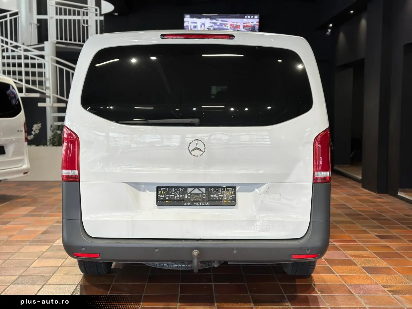 MERCEDES-BENZ VITO TOURER 114 4X4 EXTRALANG 8SITZE