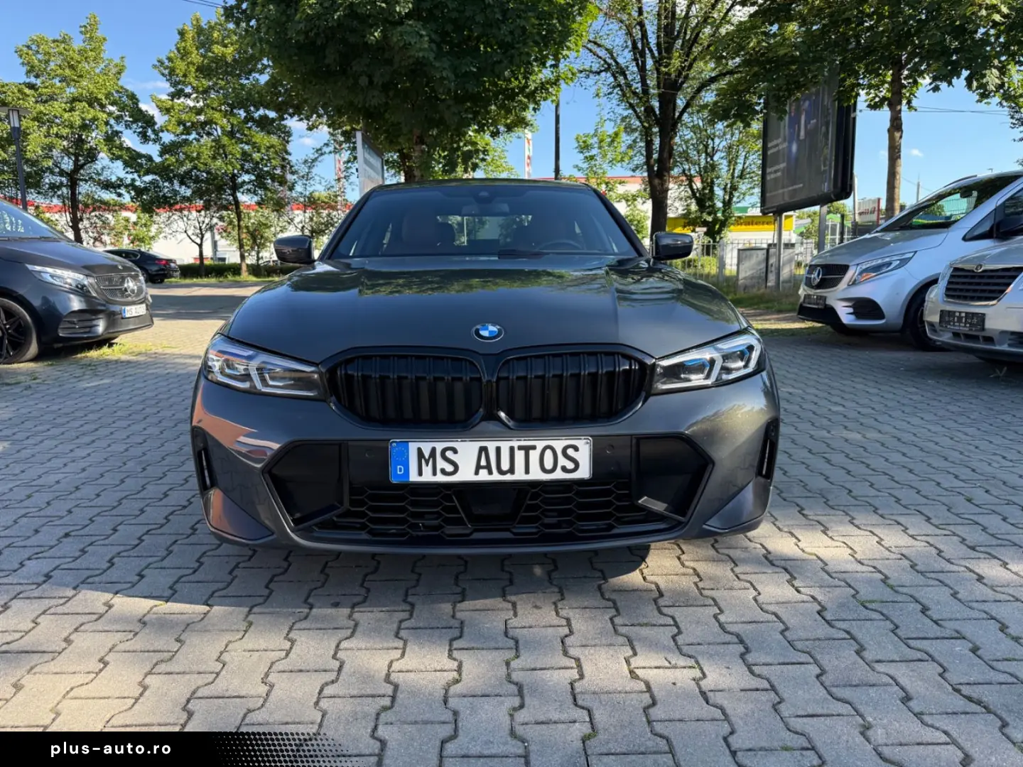 BMW 330d xD M-Sport Glasdach Head-Up Standheizung