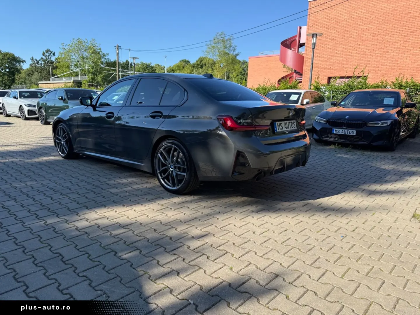 BMW 330d xD M-Sport Glasdach Head-Up Standheizung
