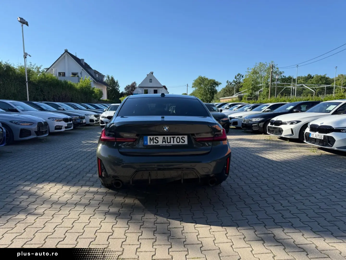 BMW 330d xD M-Sport Glasdach Head-Up Standheizung