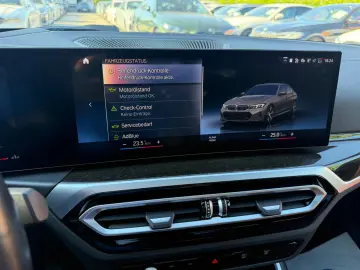 BMW 330d xD M-Sport Glasdach Head-Up Standheizung