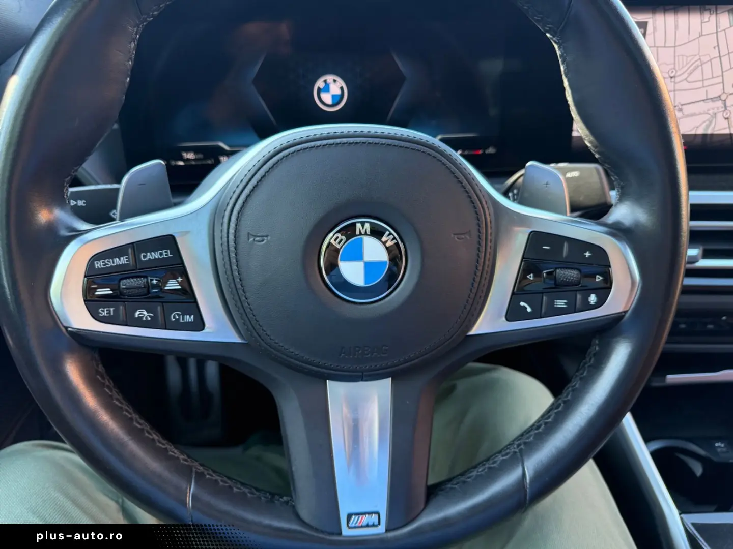 BMW 330d xD M-Sport Glasdach Head-Up Standheizung