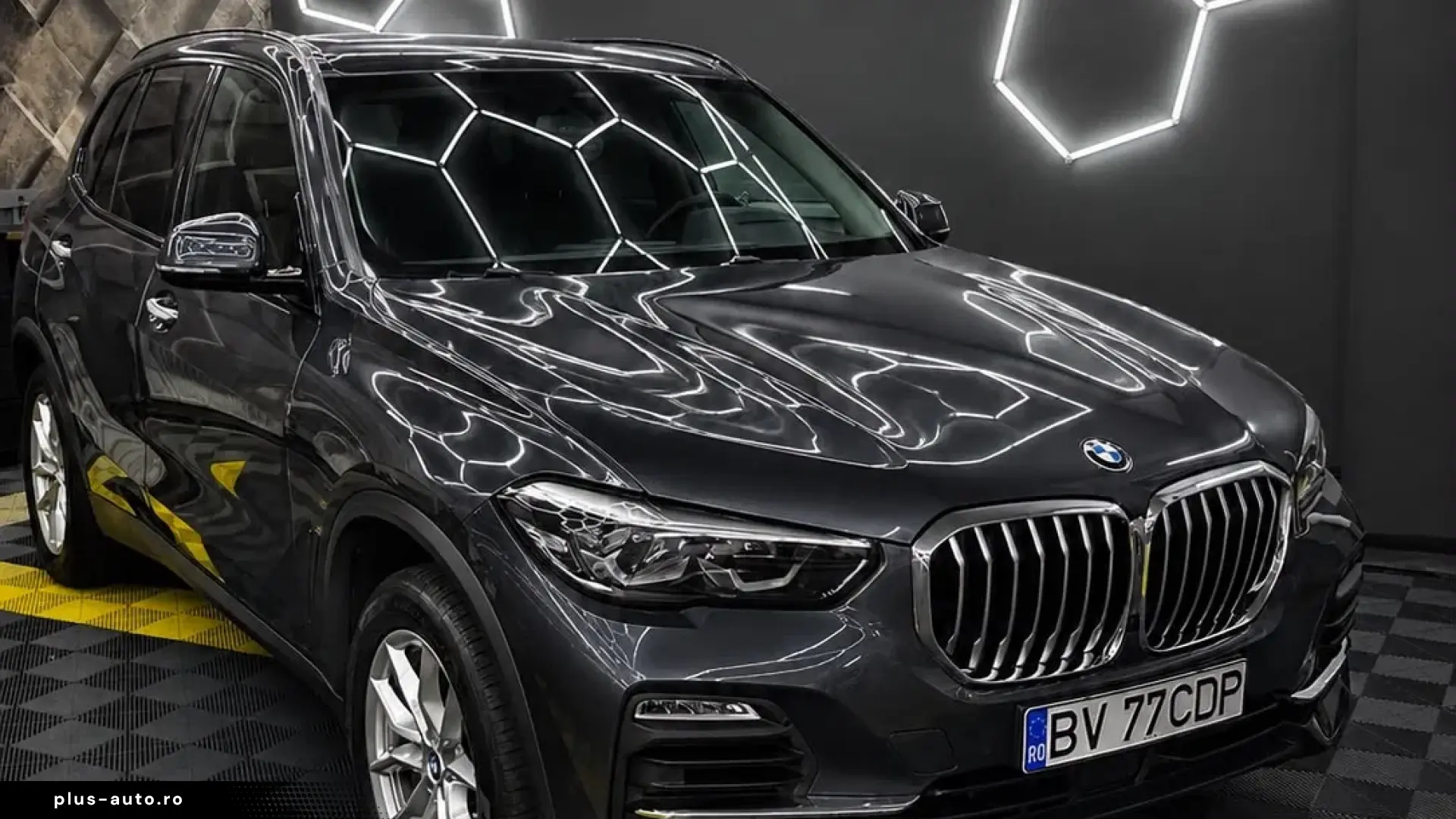 BMW X5 xDrive45e Plug-in Hybrid – 394 CP