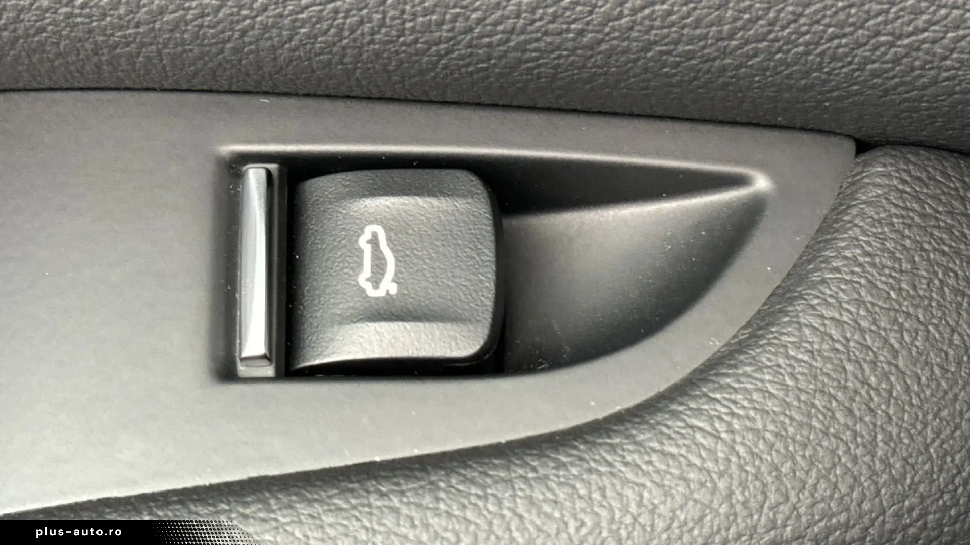 BMW X5 xDrive45e Plug-in Hybrid – 394 CP