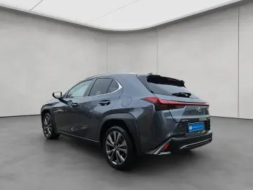 LEXUS UX 250h F-Sport Design