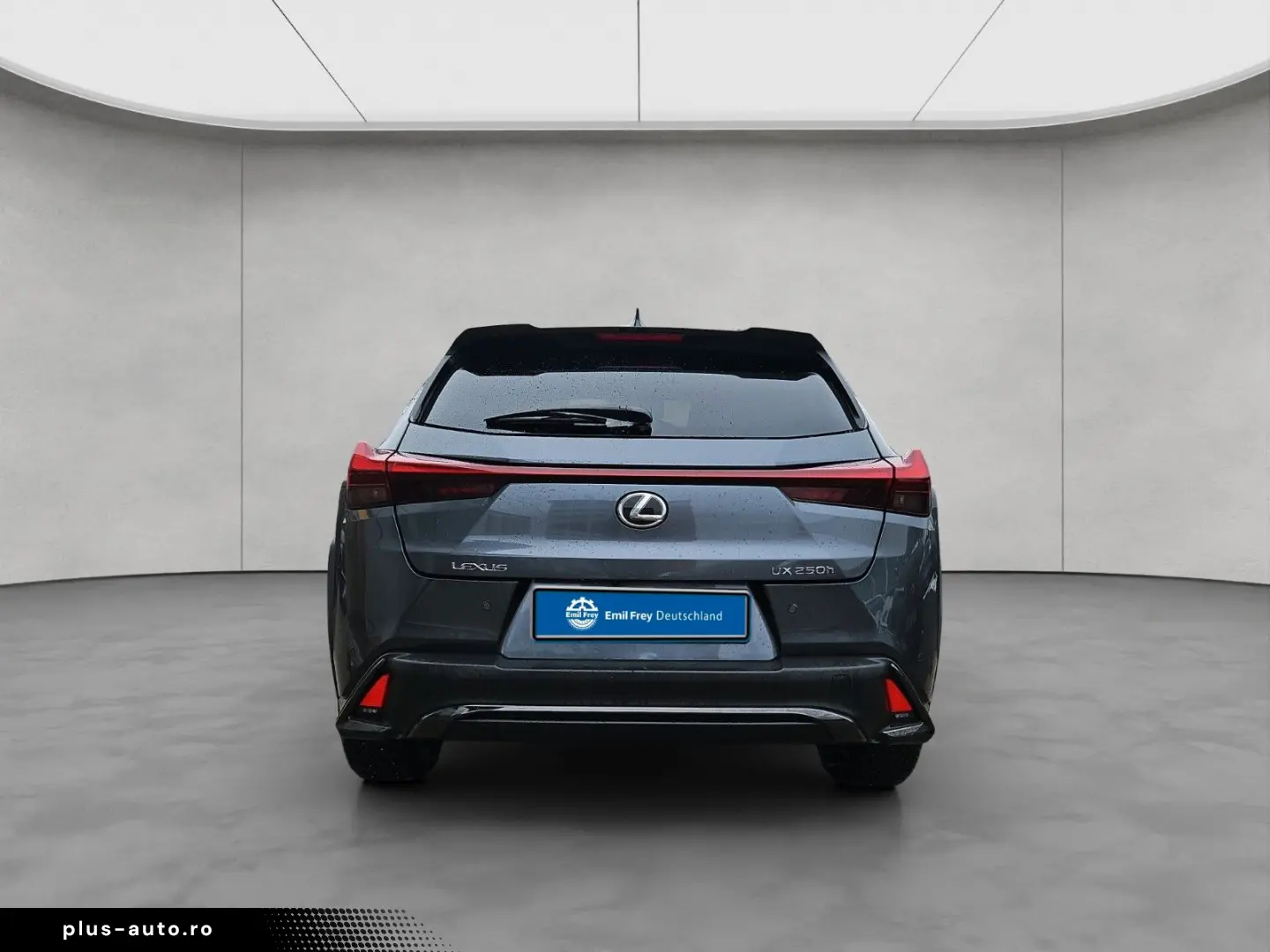LEXUS UX 250h F-Sport Design