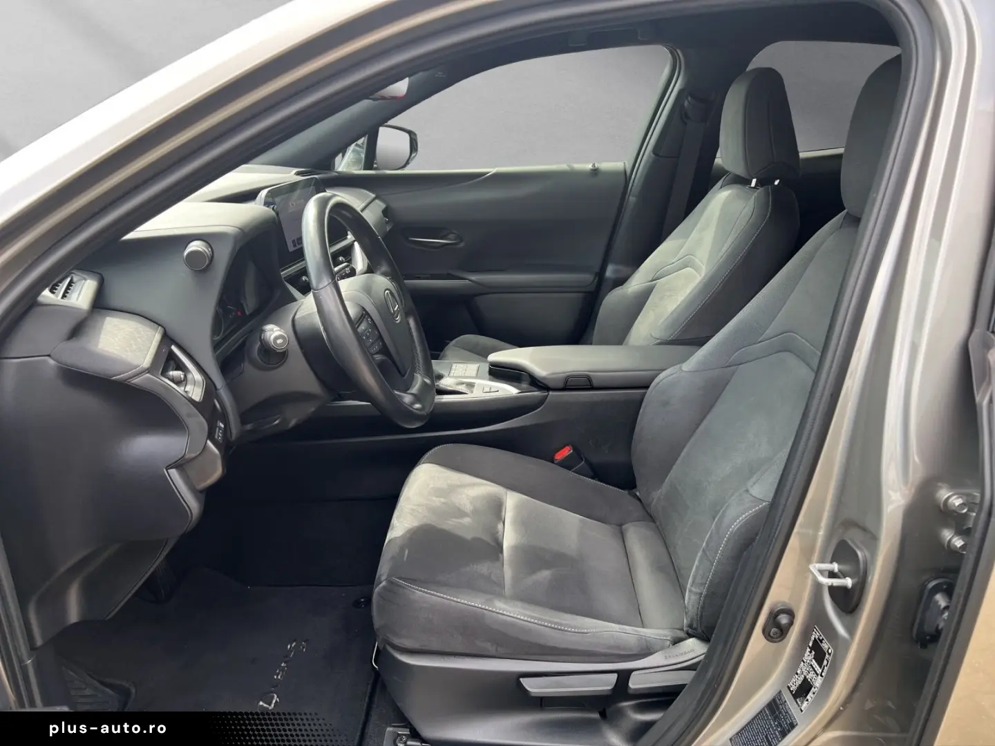 LEXUS UX 250h STYLE FACELIFT  ALLW. CARPLAY GARANTIE