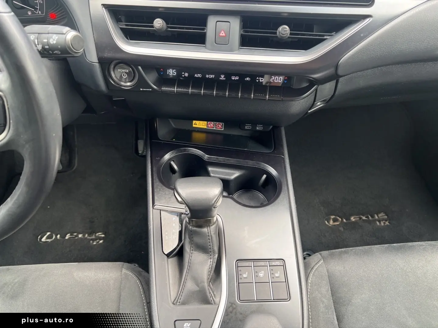 LEXUS UX 250h STYLE FACELIFT  ALLW. CARPLAY GARANTIE