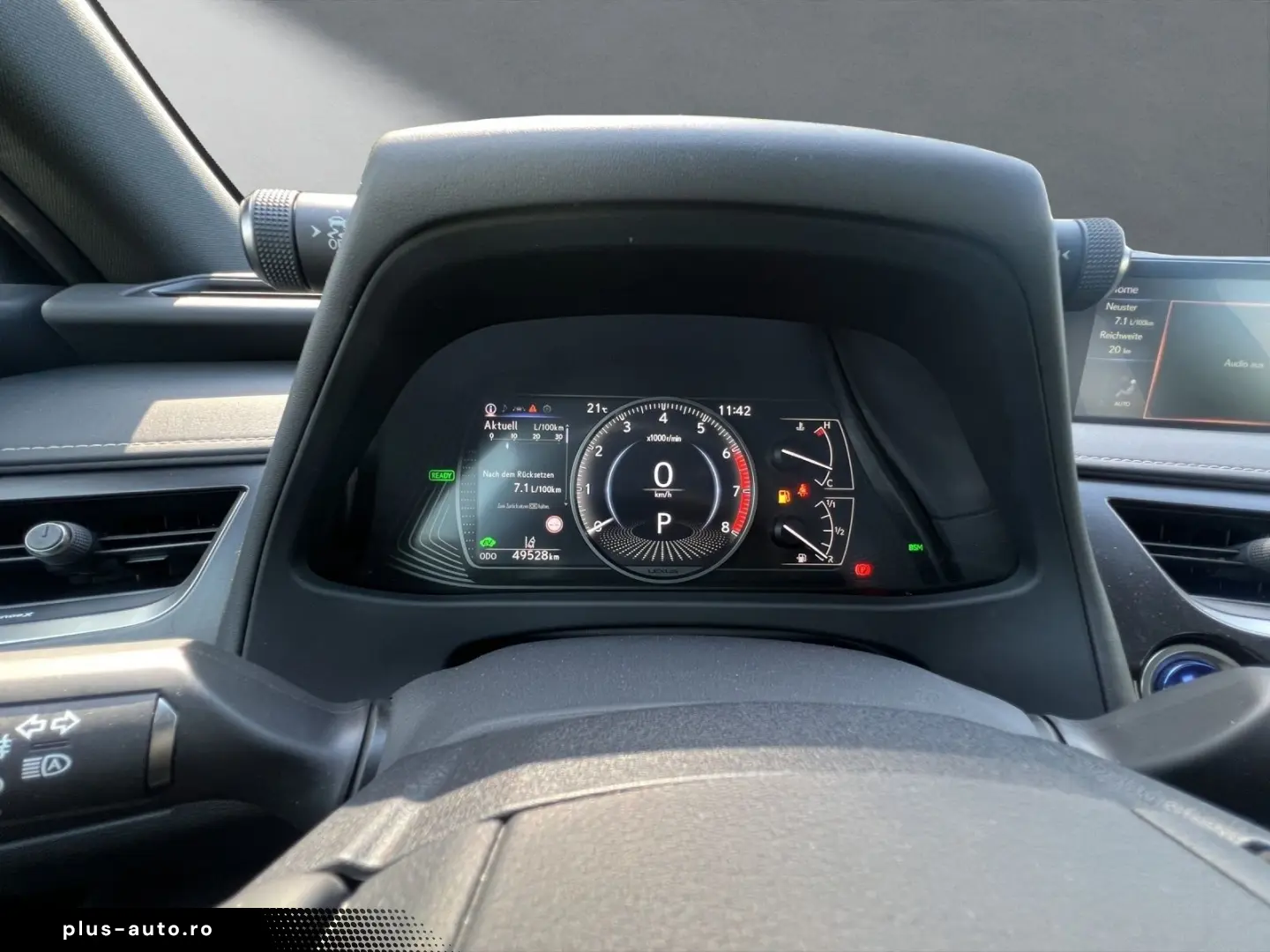 LEXUS UX 250h STYLE SHZ KAMERA PDC LED DAB CARPLAY 18