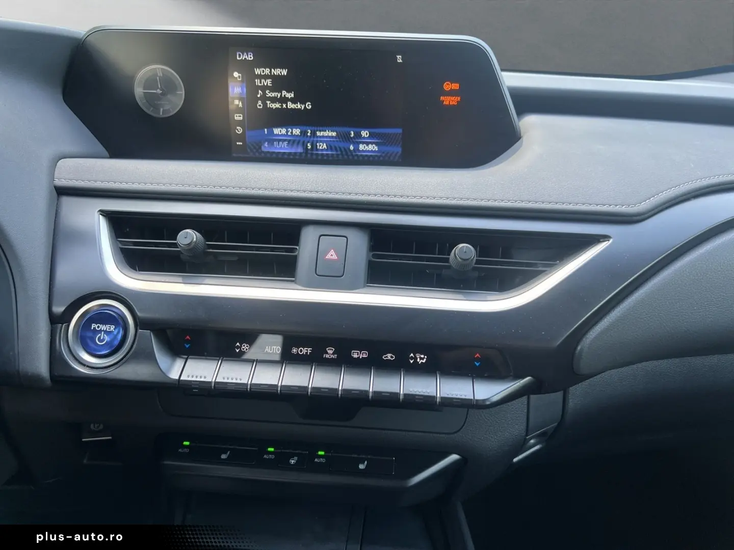 LEXUS UX 250h STYLE SHZ KAMERA PDC LED DAB CARPLAY 18