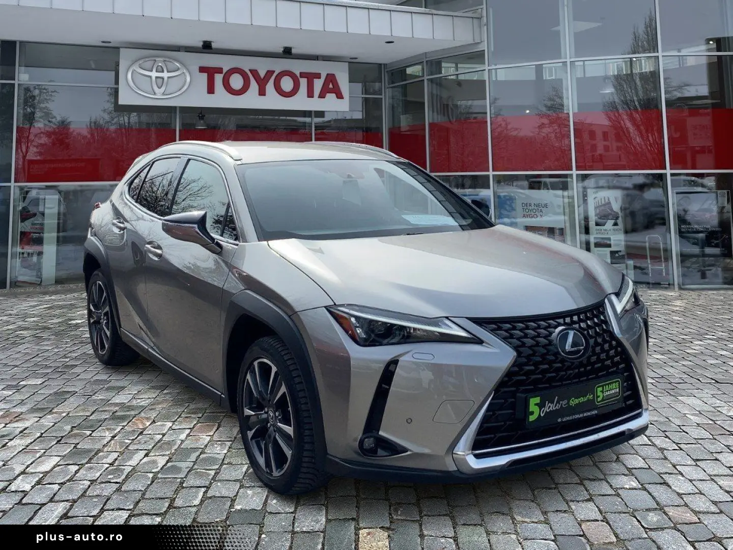 LEXUS UX 250 h Style Edition zuverlässiger Crossover