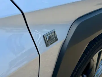 LEXUS UX 250h F-SPORT ACC RFK Car-Play 15J-GARANTIE