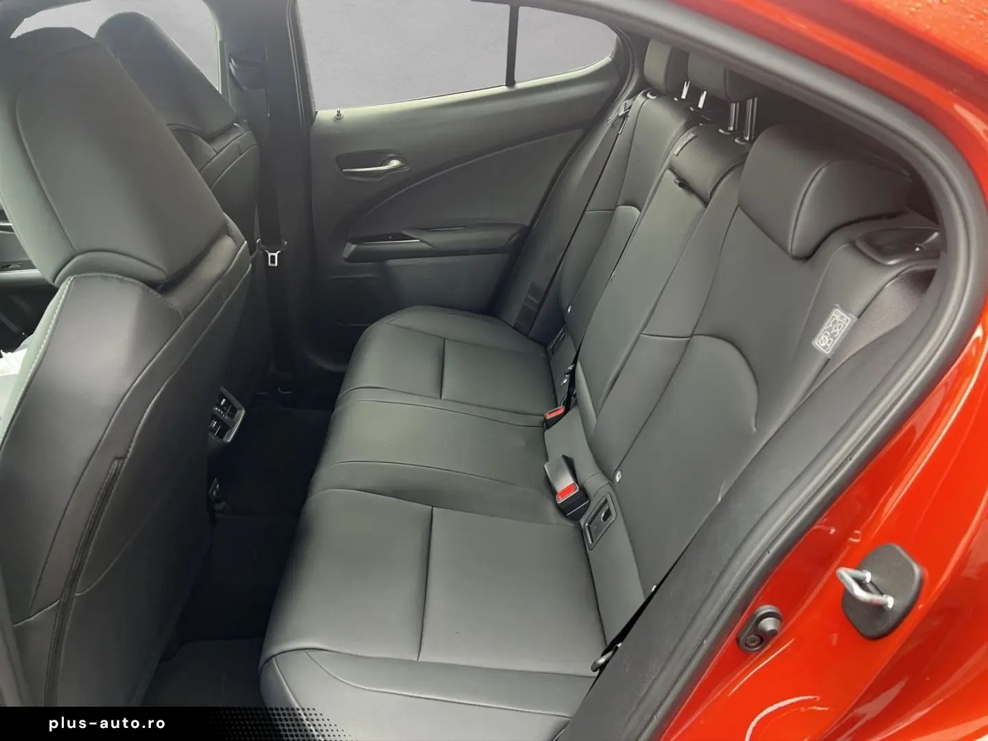 LEXUS UX 250h F-SPORT-D 1.HD ALLW.REIF SHZ  NAVI CARP