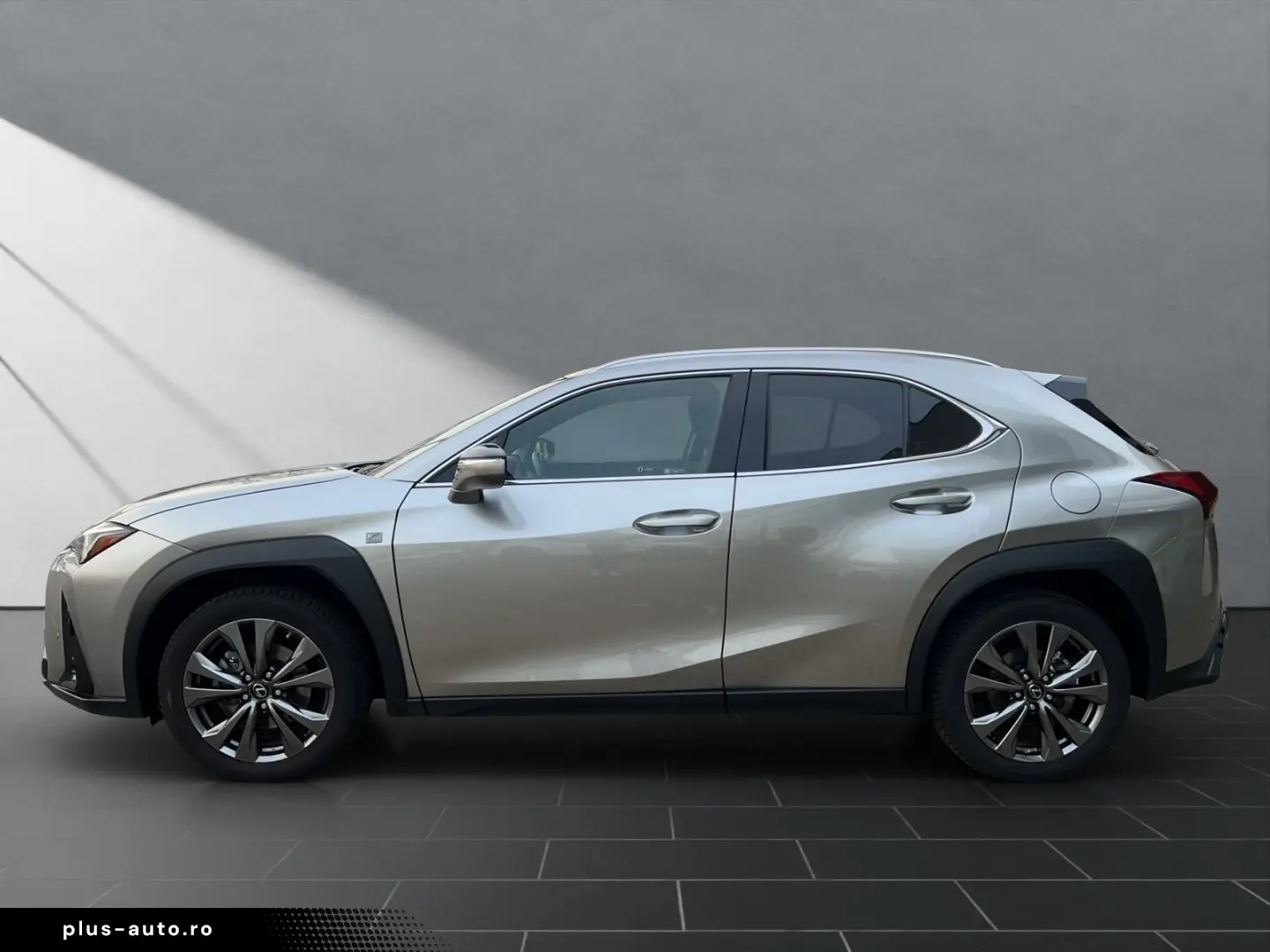 LEXUS UX 250h FSPORT-D 1HD ALLWR CARPLAY  15J-GARANTIE
