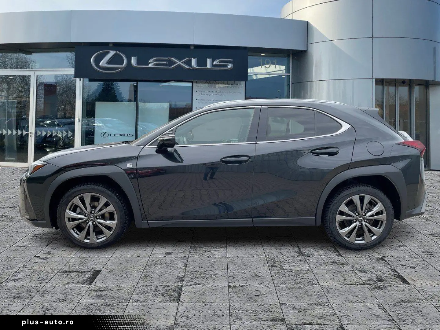 LEXUS UX 250h F Sport Design Navi ACC KAM SHZ DAB