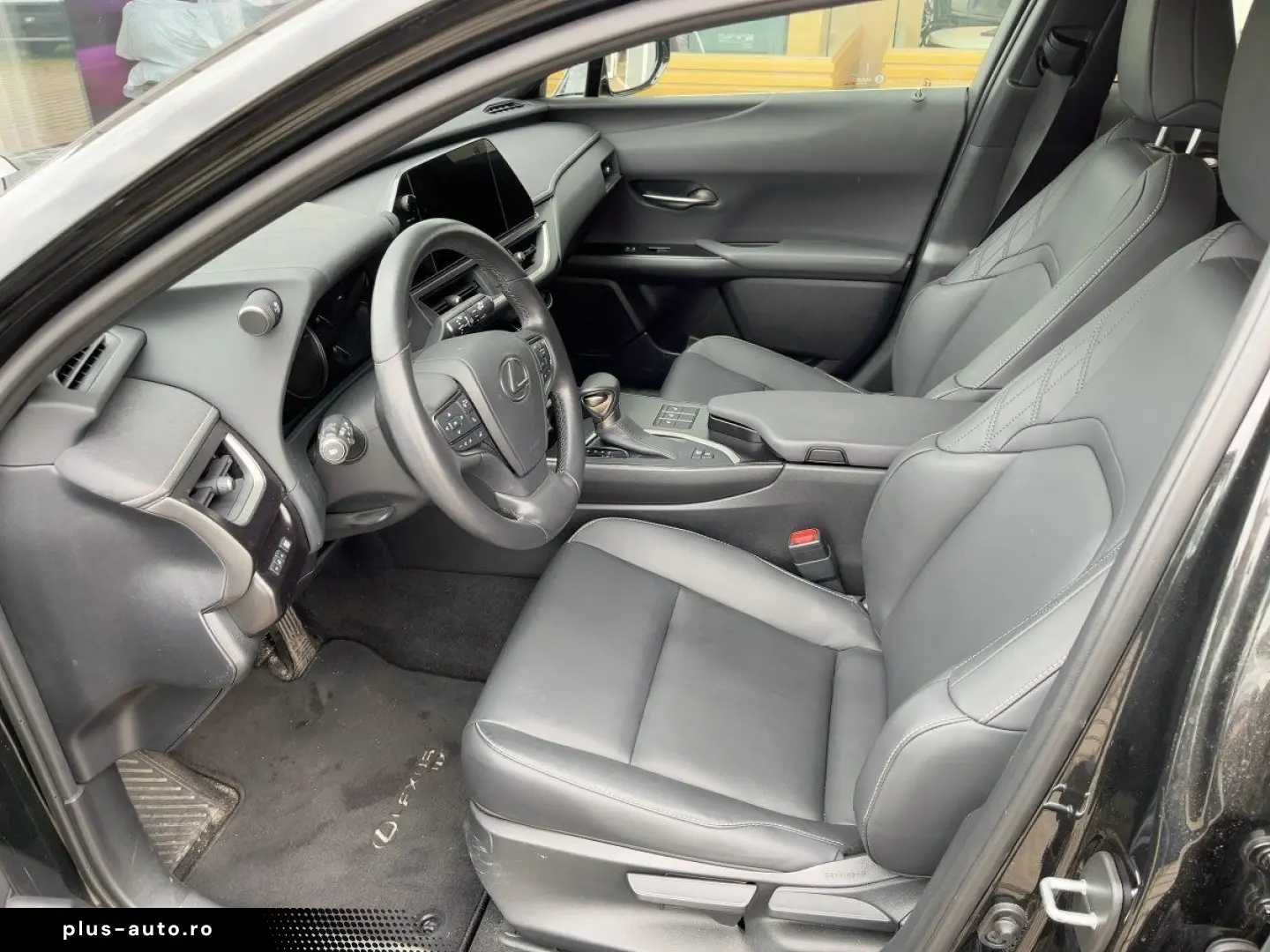 LEXUS UX 250h F Sport Design Navi ACC KAM SHZ DAB