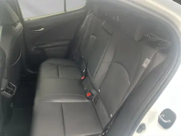 LEXUS UX 250h FSPORT-D 1.HD CARPLAY PDC  15J-GARANTIE