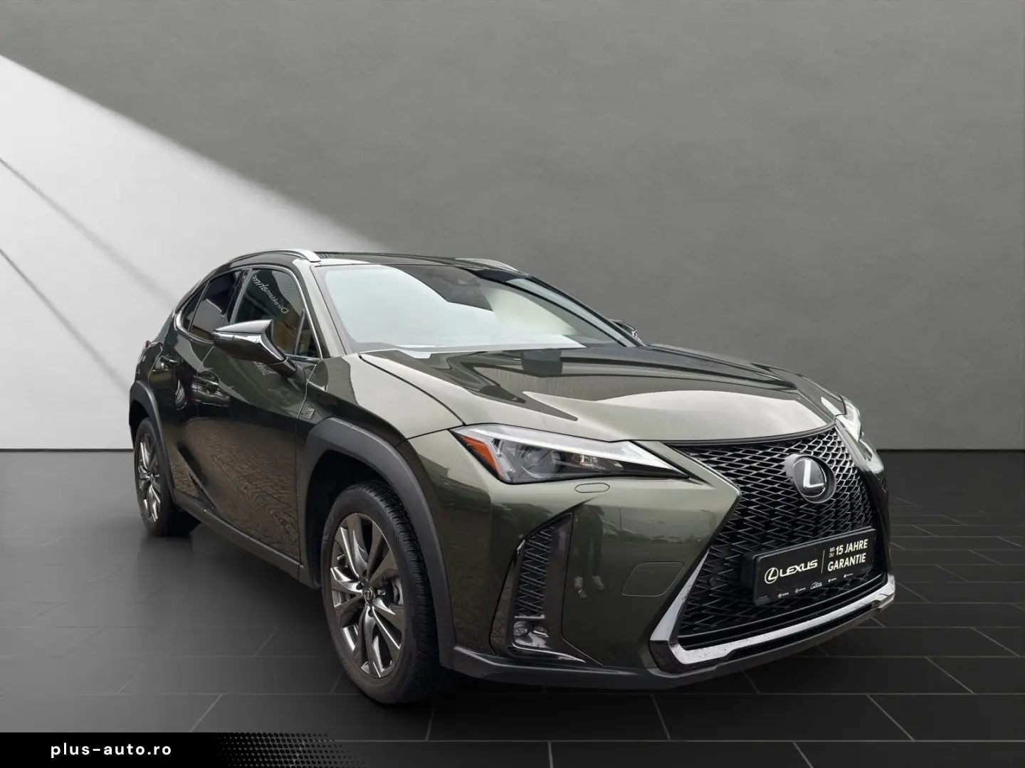 LEXUS UX 250h FSPORT-D 1HD ALLWR CARPLAY  15J-GARANTIE