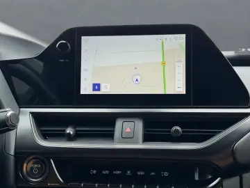 LEXUS UX 250h FSPORT-D 1HD ALLWR CARPLAY  15J-GARANTIE