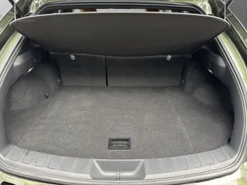 LEXUS UX 250h FSPORT-D 1HD ALLWR CARPLAY  15J-GARANTIE