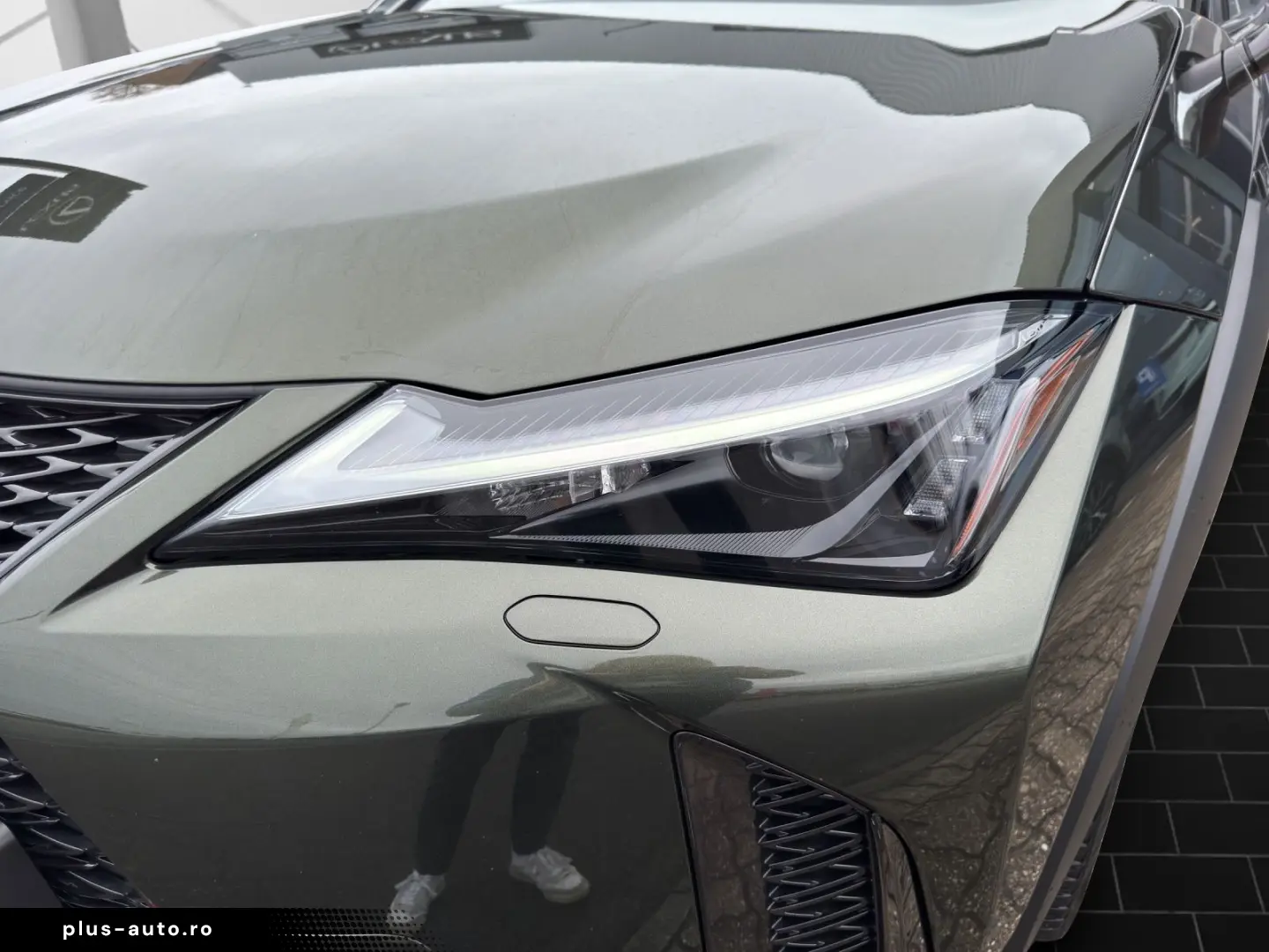 LEXUS UX 250h FSPORT-D 1HD ALLWR CARPLAY  15J-GARANTIE
