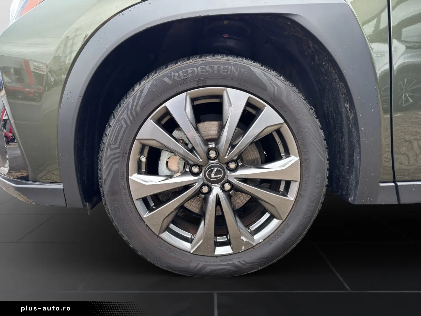 LEXUS UX 250h FSPORT-D 1HD ALLWR CARPLAY  15J-GARANTIE