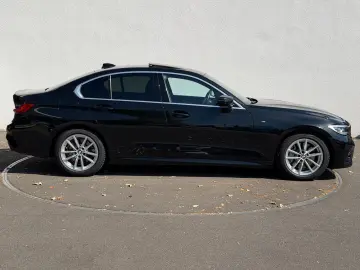 BMW 330i M SPORT LASER LC PROF GSD E SITZE