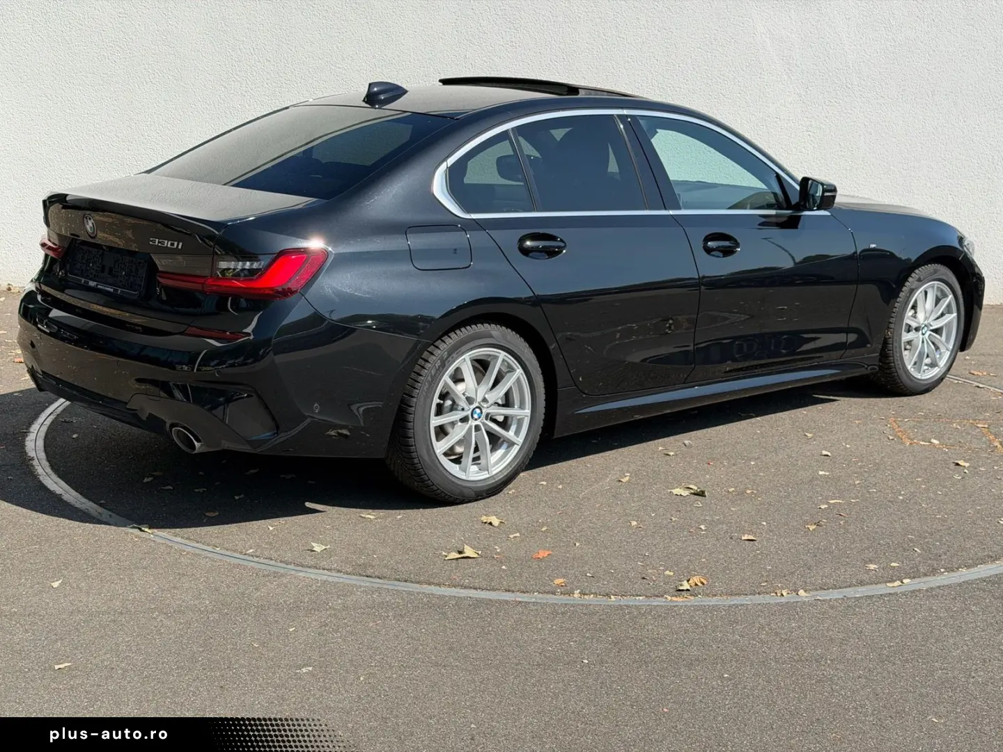BMW 330i M SPORT LASER LC PROF GSD E SITZE