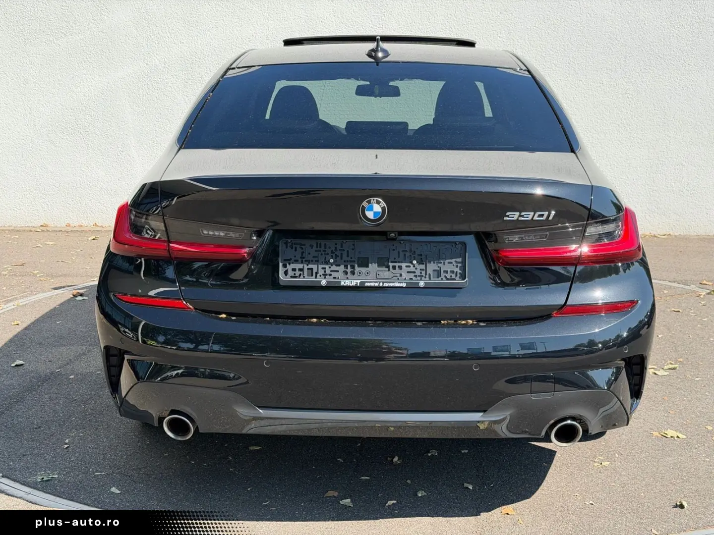 BMW 330i M SPORT LASER LC PROF GSD E SITZE