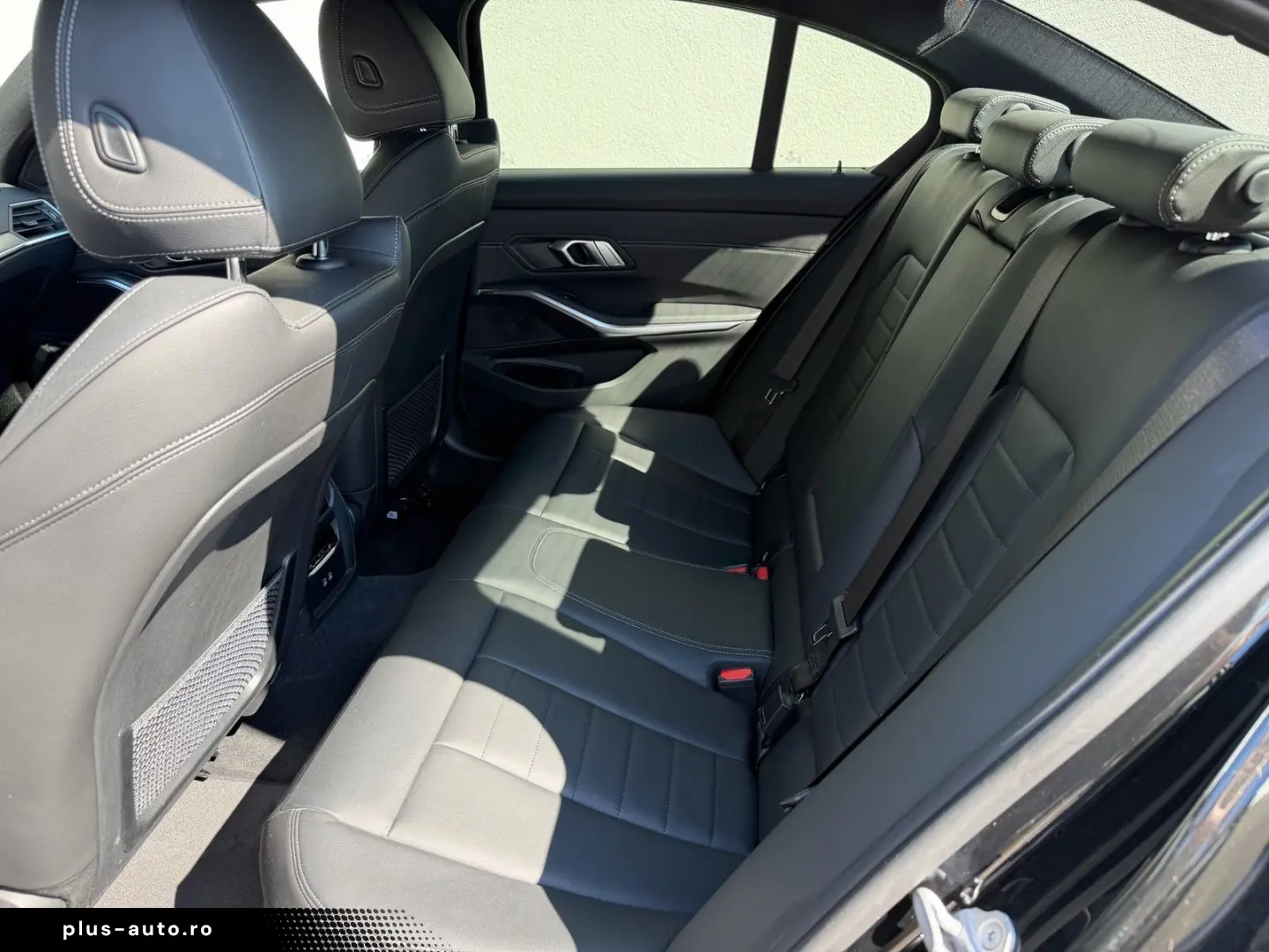 BMW 330i M SPORT LASER LC PROF GSD E SITZE