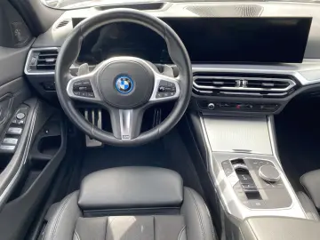 BMW 320 e M Sportpaket 50 Jahre M
