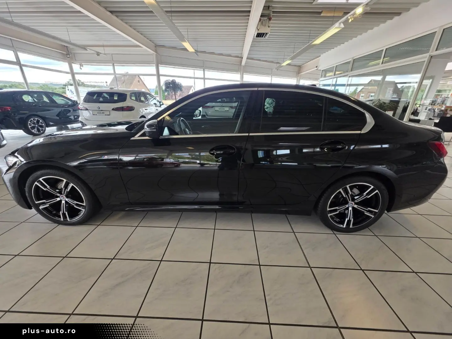 BMW 320 i xDrive Limousine  M Sport Nav PDC Kam