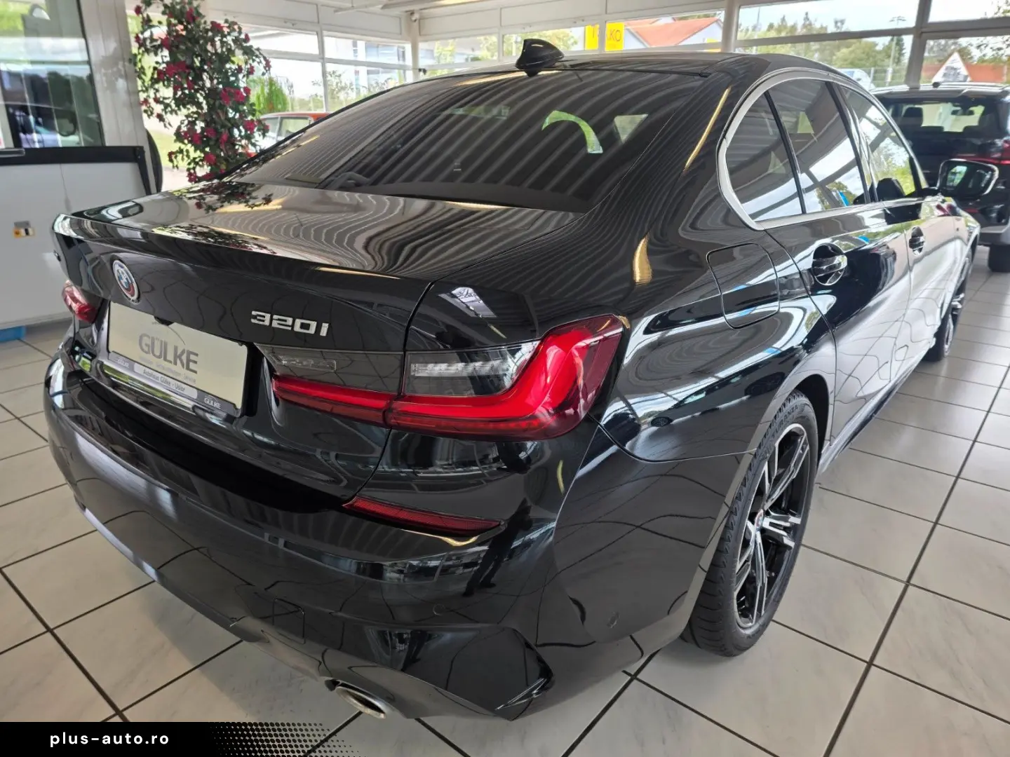 BMW 320 i xDrive Limousine  M Sport Nav PDC Kam