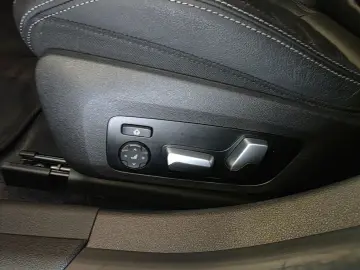 BMW 320 i xDrive Limousine  M Sport Nav PDC Kam