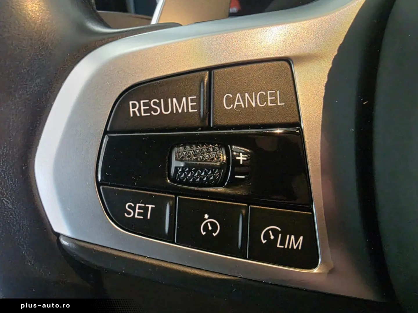 BMW 320 i xDrive Limousine  M Sport Nav PDC Kam