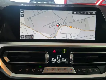BMW 320 i xDrive Limousine  M Sport Nav PDC Kam