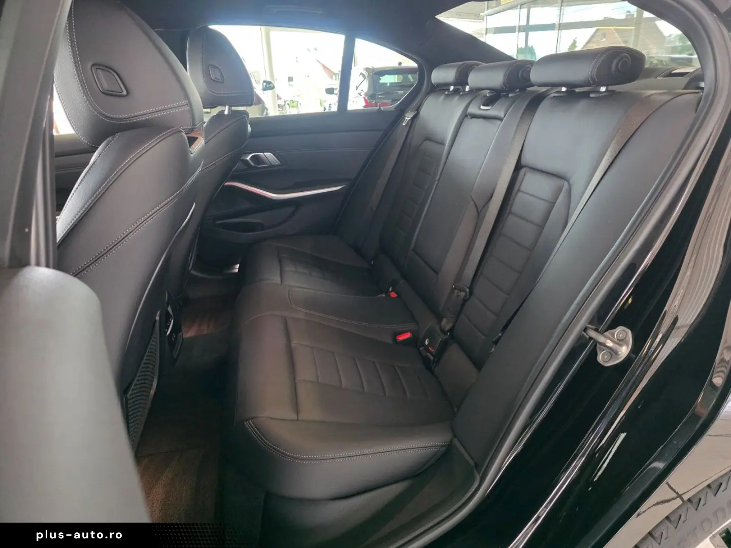 BMW 320 i xDrive Limousine  M Sport Nav PDC Kam