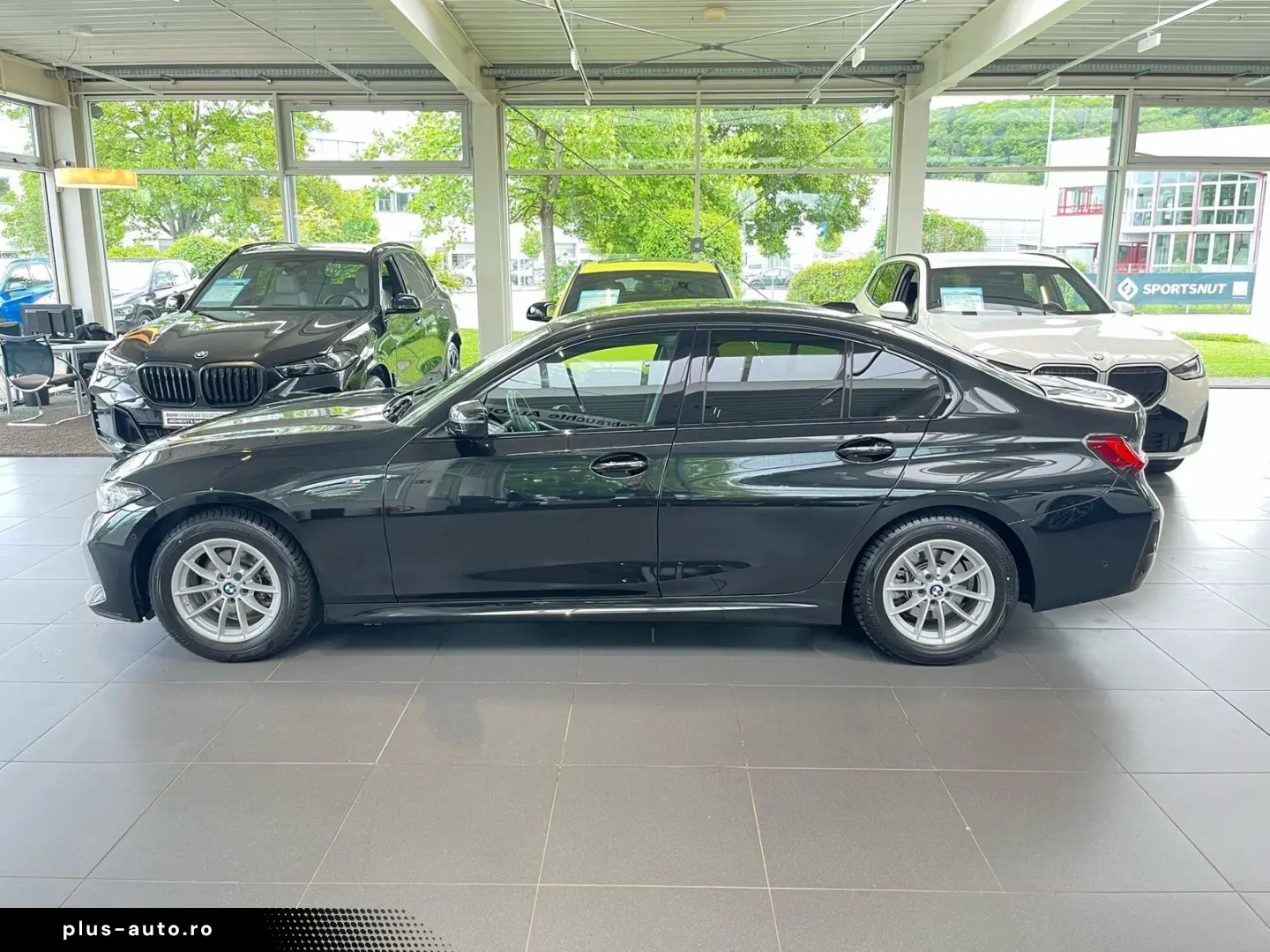 BMW 318i Limousine M Sportpaket AHK ACC Glasdach ada