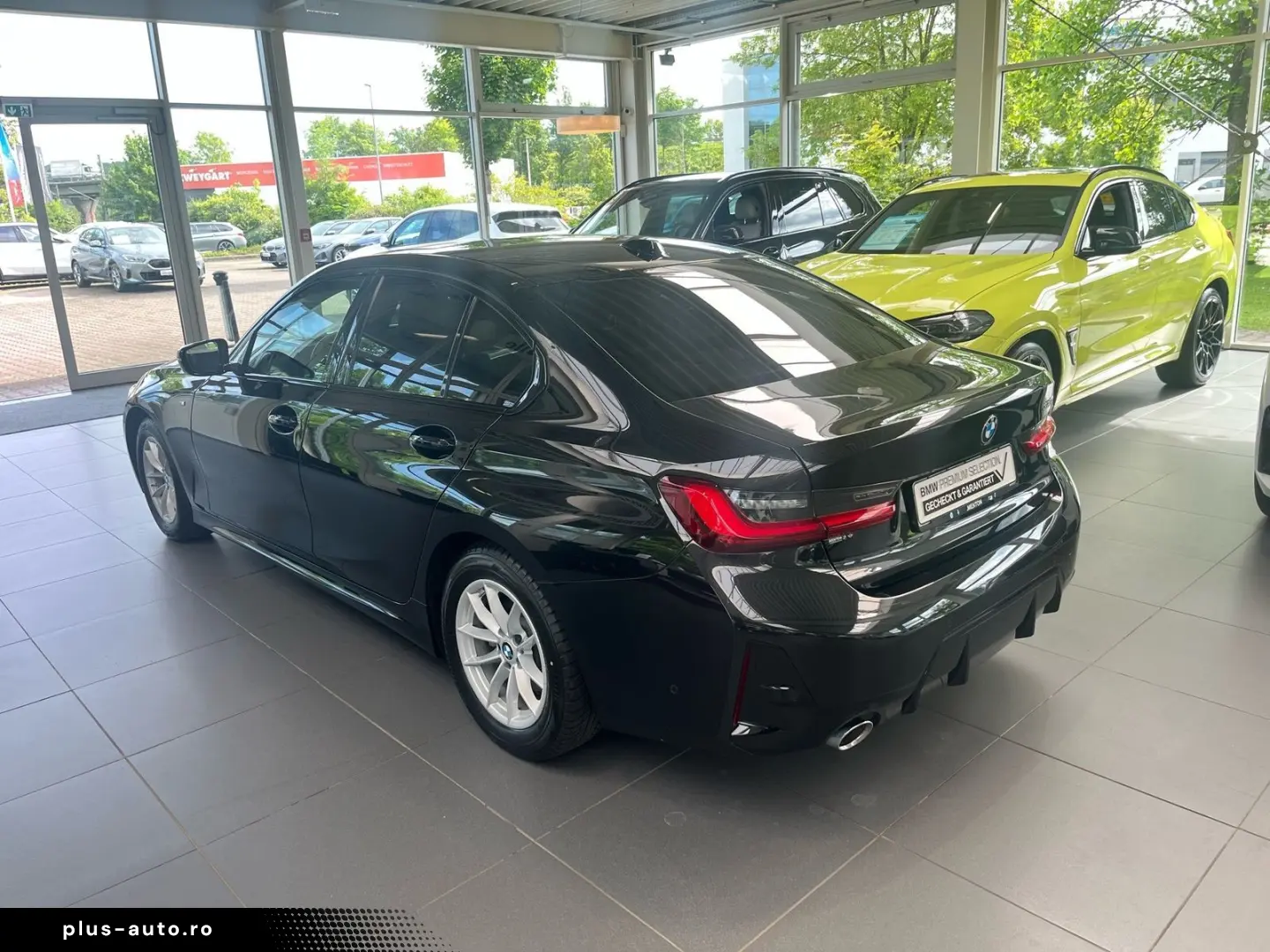BMW 318i Limousine M Sportpaket AHK ACC Glasdach ada