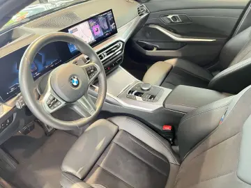 BMW 318i Limousine M Sportpaket AHK ACC Glasdach ada