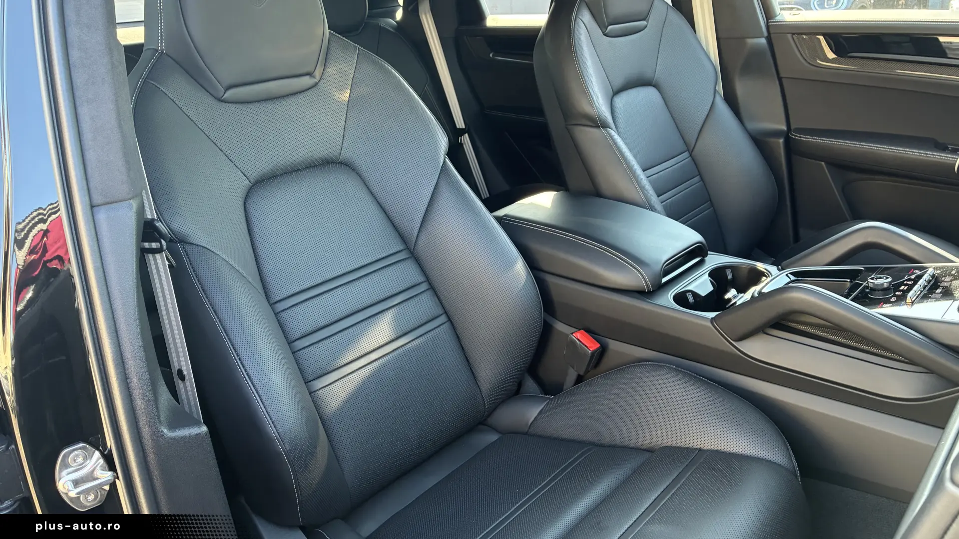 Porsche Cayenne Coupe Turbo E-Hybrid GT