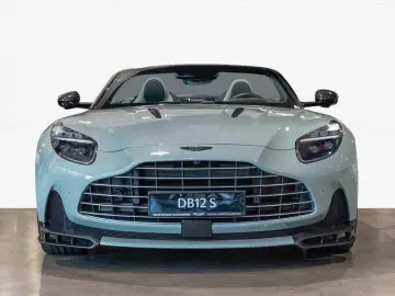 Aston Martin DB12 S Volante