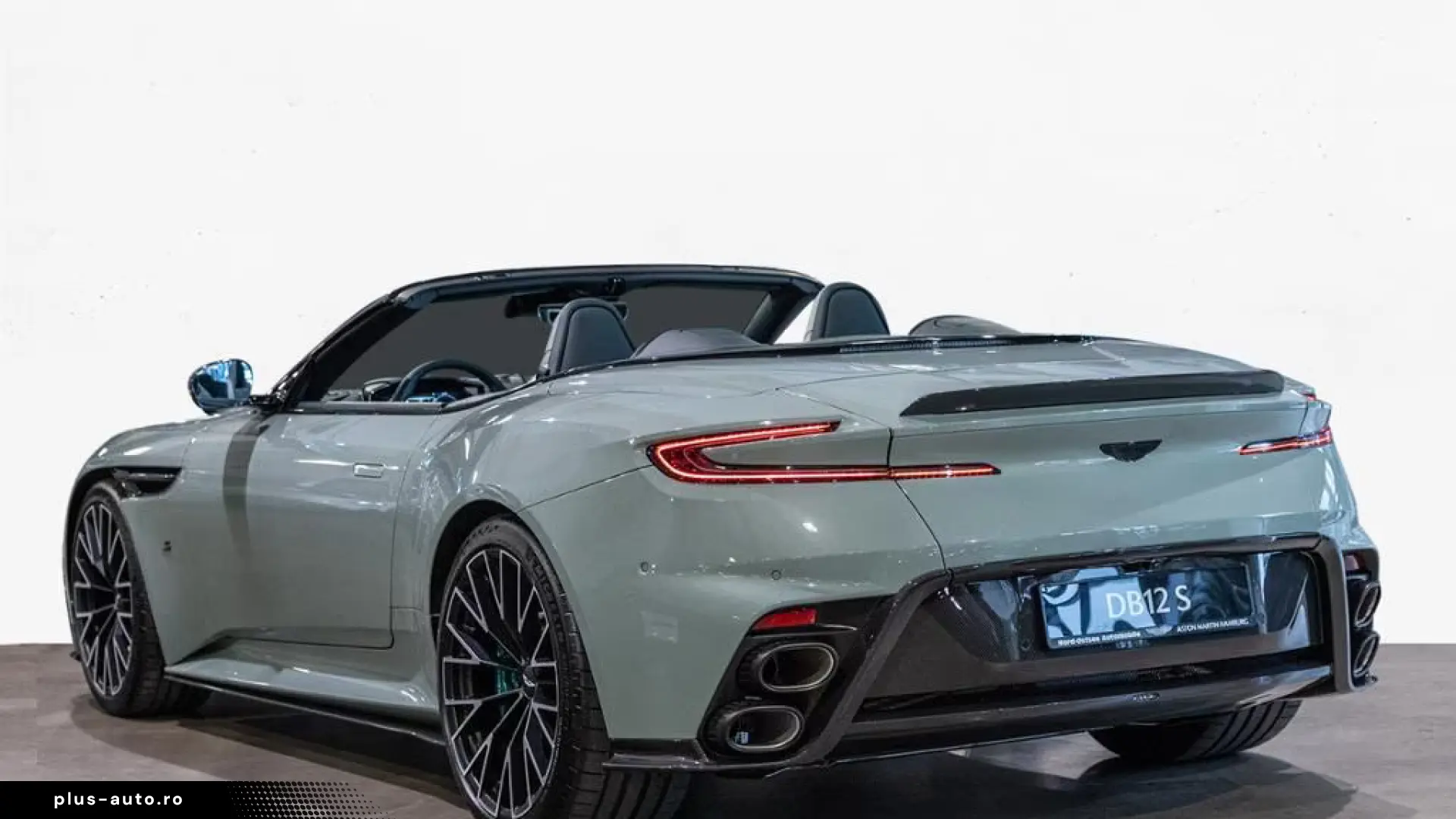 Aston Martin DB12 S Volante