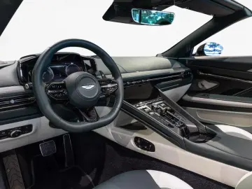 Aston Martin DB12 S Volante