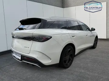 BYD SEAL 06 6 Touring PHEV Comfort Li SEAL 6 DM-i