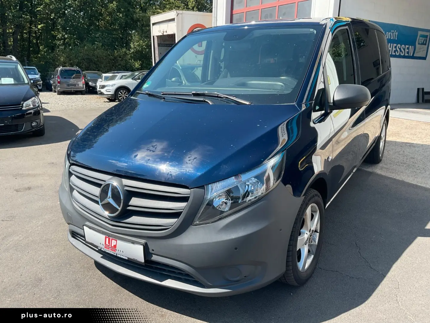 MERCEDES-BENZ Vito Tourer 116 CDI 4x4 AHK 2.5t  8 Sitze