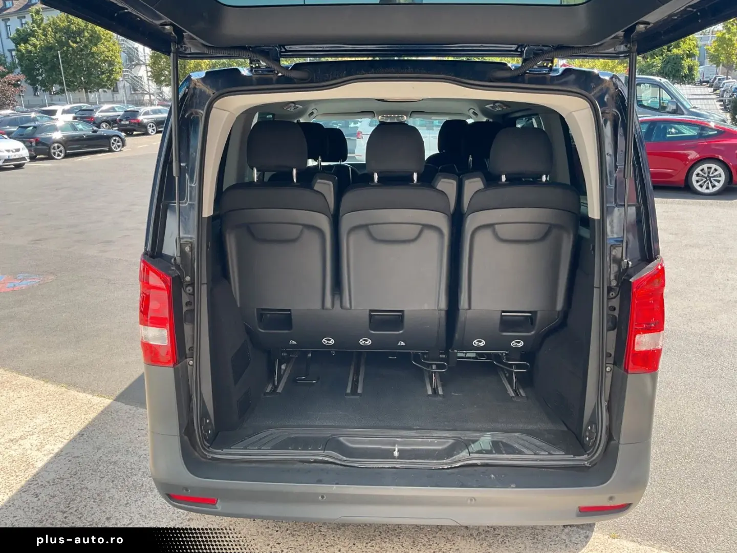 MERCEDES-BENZ Vito Tourer 116 CDI 4x4 AHK 2.5t  8 Sitze