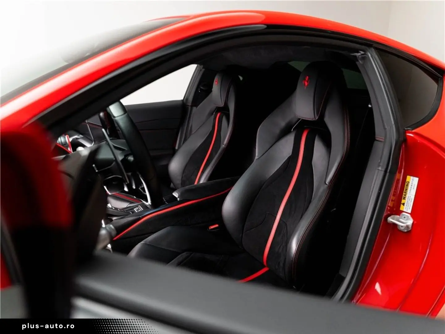 FERRARI 812 6.5 V12 Superfast DCT F1